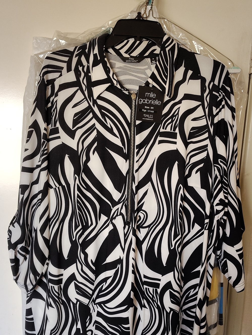 Mlle Gabrielle Black & White Abstract Zip-Front Tunic/Dress